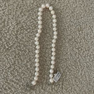 Pearl necklace